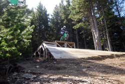 cycles et nature a vallnord pour la dh cup